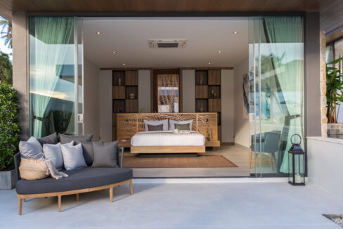 449AA504-278E-4475-8992-F7790D49C273