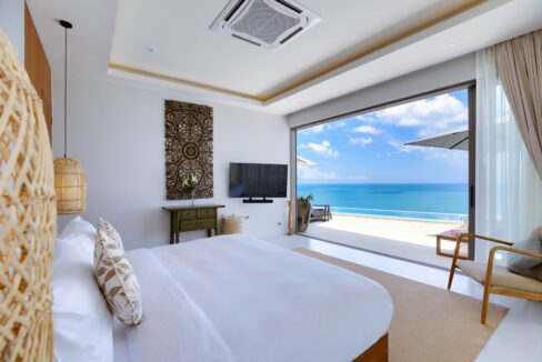 5A2DF854-786E-4EBB-82D7-45CDD22D0D78