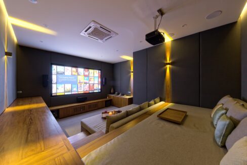 95C077A4-795B-4113-ACE5-9FBCEB8543B9