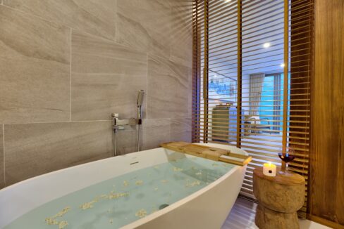 97D74664-A020-4507-99DD-B8990F1E3B41