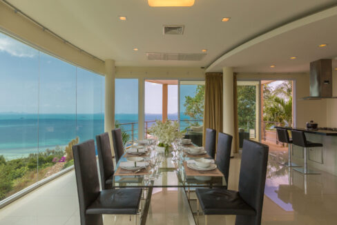 Akira_upper_dining-3