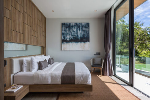 EA3588CD-A09B-4E4D-BD29-BCEF09B25554