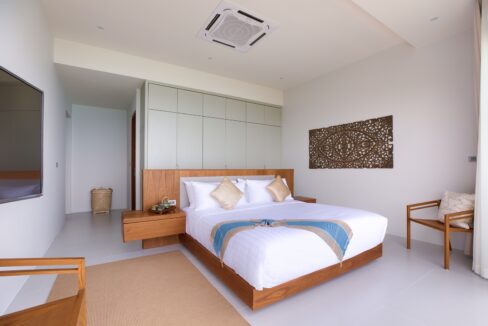 F7FA2CC2-696E-4128-93AF-3317BFBCDE45