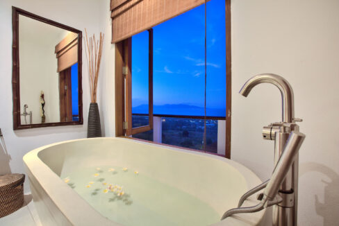 Villa Lealay Bathroom 1 (7)